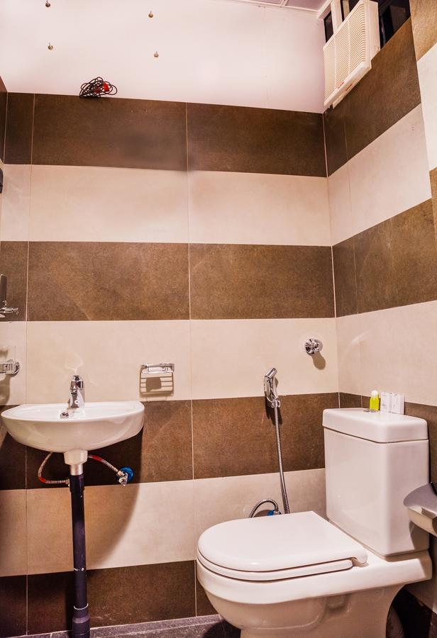 281 Kandy City Hostel & Rooms Deiyannewela Luaran gambar