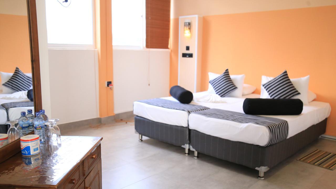 281 Kandy City Hostel & Rooms Deiyannewela Luaran gambar