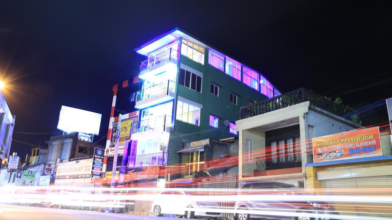 281 Kandy City Hostel & Rooms Deiyannewela Luaran gambar